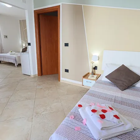Il Sole Del Salento Bed & Breakfast Salve